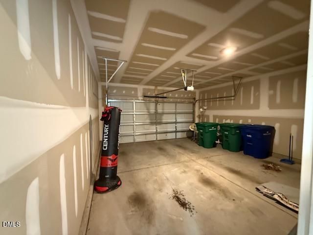 212 Brook Farm Lane, Fuquay Varina, NC 27526