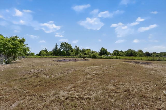154 Shelby Circle, Red Oak, TX 75154