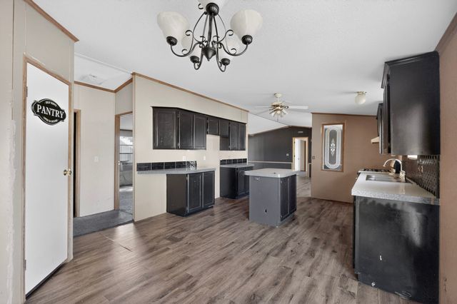 154 Shelby Circle, Red Oak, TX 75154
