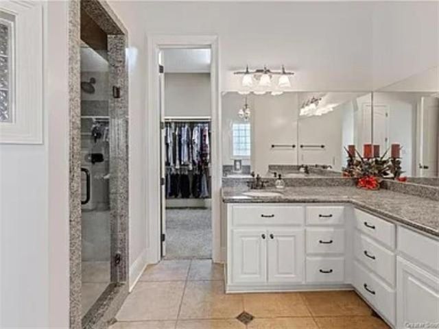 929 Carondelet St Street, Lake Charles, LA 70605