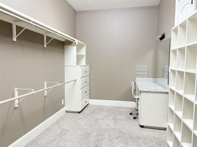 929 Carondelet St Street, Lake Charles, LA 70605