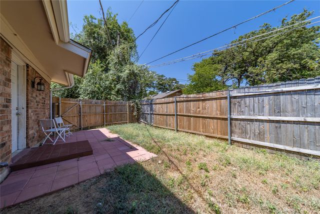 414 Donnell Drive A, Arlington, TX 76012