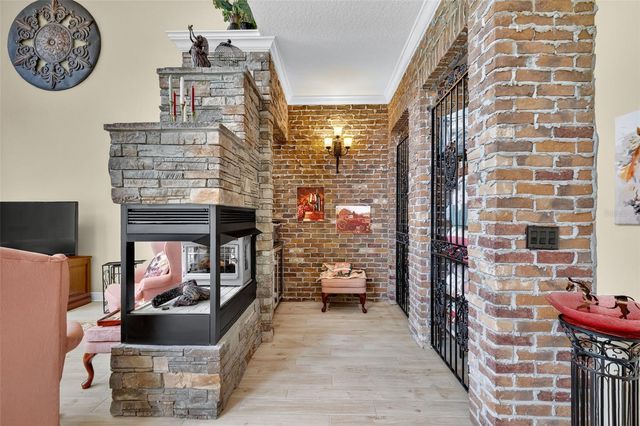 404 LONG AND WINDING ROAD, Howey In The Hills, FL 34737