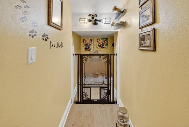 404 LONG AND WINDING ROAD, Howey In The Hills, FL 34737