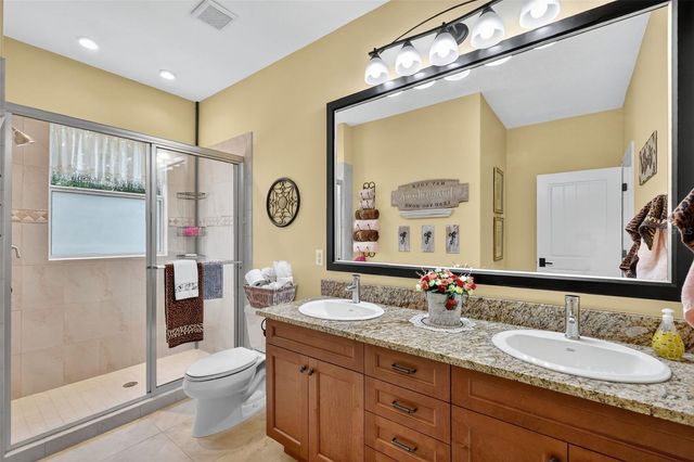 404 LONG AND WINDING ROAD, Howey In The Hills, FL 34737