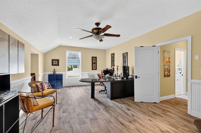 404 LONG AND WINDING ROAD, Howey In The Hills, FL 34737