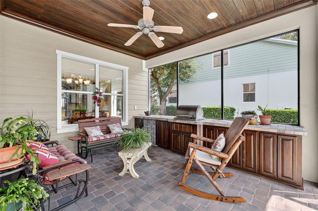 404 LONG AND WINDING ROAD, Howey In The Hills, FL 34737