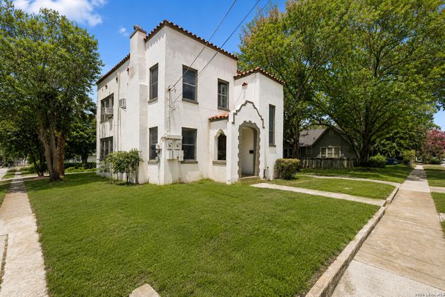 326 E MISTLETOE AVE, San Antonio, TX 78212