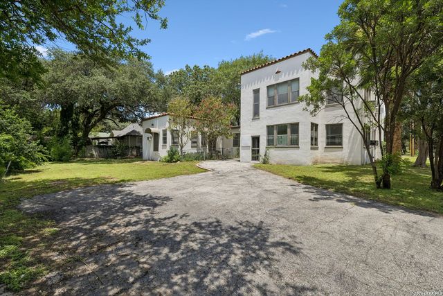 326 E MISTLETOE AVE, San Antonio, TX 78212