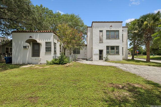 326 E MISTLETOE AVE, San Antonio, TX 78212