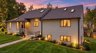 143 Veazy St, North Caldwell Boro, NJ 07006