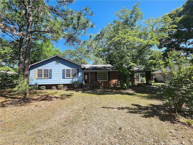 3748 Masters Drive, Hope Mills, NC 28348