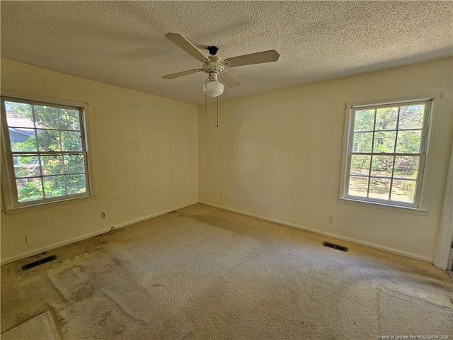 3748 Masters Drive, Hope Mills, NC 28348