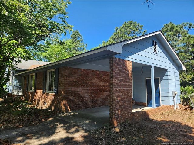 3748 Masters Drive, Hope Mills, NC 28348