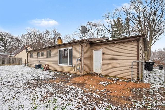 19705 Jewell Avenue, South Bend, IN 46614