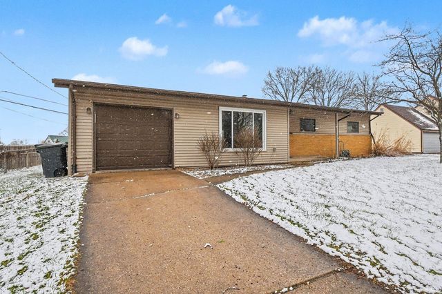 19705 Jewell Avenue, South Bend, IN 46614