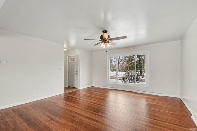 19705 Jewell Avenue, South Bend, IN 46614