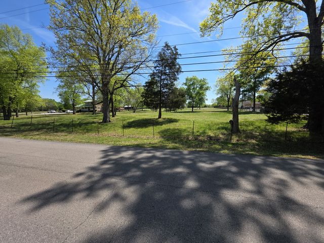 3366 Pugh Rd, Hermitage, TN 37076