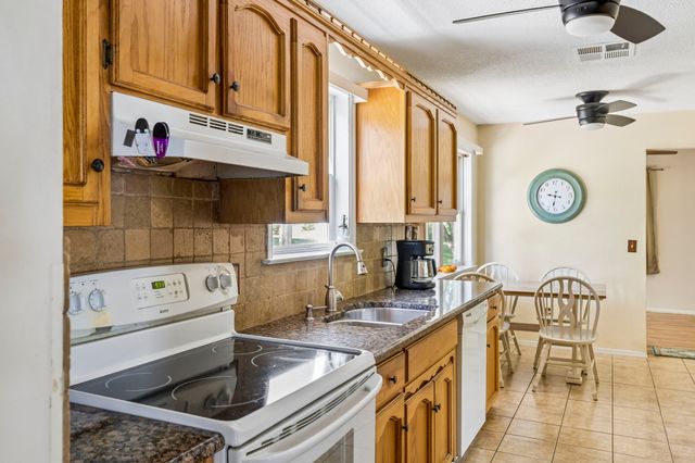3366 Pugh Rd, Hermitage, TN 37076