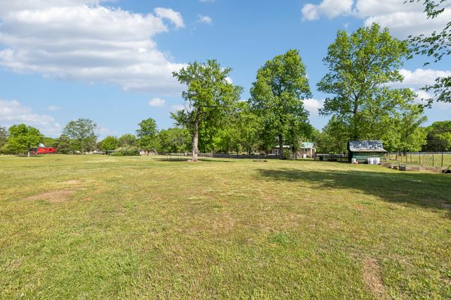 3366 Pugh Rd, Hermitage, TN 37076