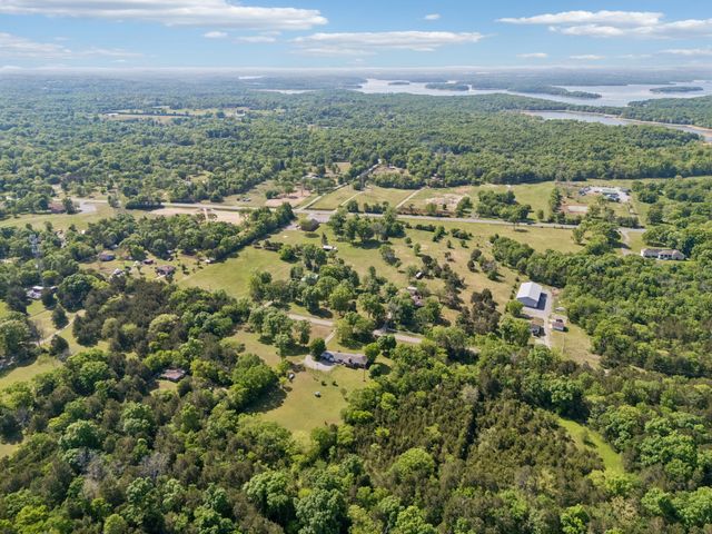 3366 Pugh Rd, Hermitage, TN 37076