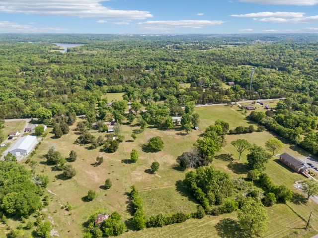 3366 Pugh Rd, Hermitage, TN 37076