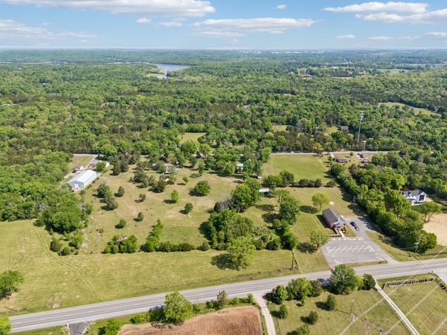 3366 Pugh Rd, Hermitage, TN 37076