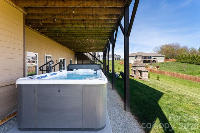 12 Horizon View Lane, Alexander, NC 28701
