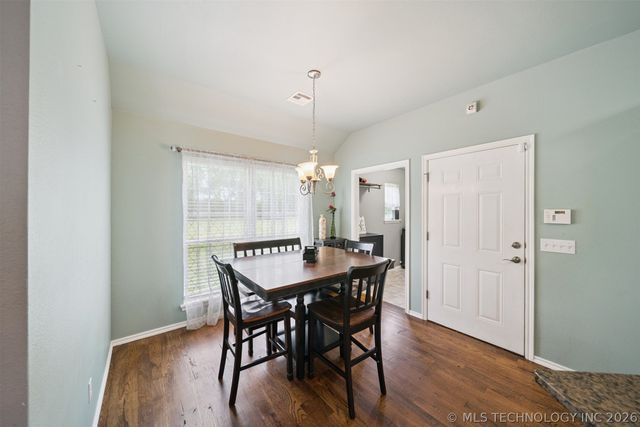 42 Winfield Drive, Inola, OK 74036