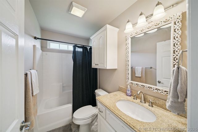 42 Winfield Drive, Inola, OK 74036