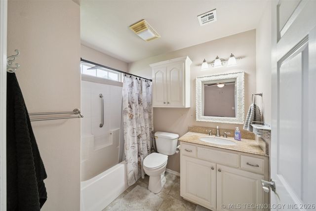 42 Winfield Drive, Inola, OK 74036