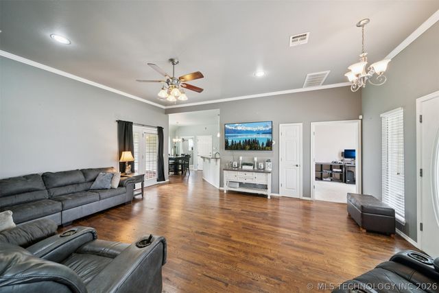 42 Winfield Drive, Inola, OK 74036