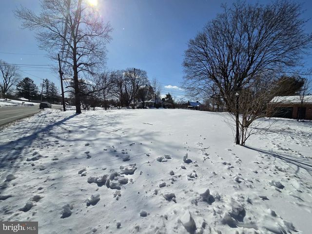 5110 N GEORGE STREET EXT, Manchester, PA 17345