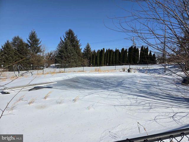 5110 N GEORGE STREET EXT, Manchester, PA 17345