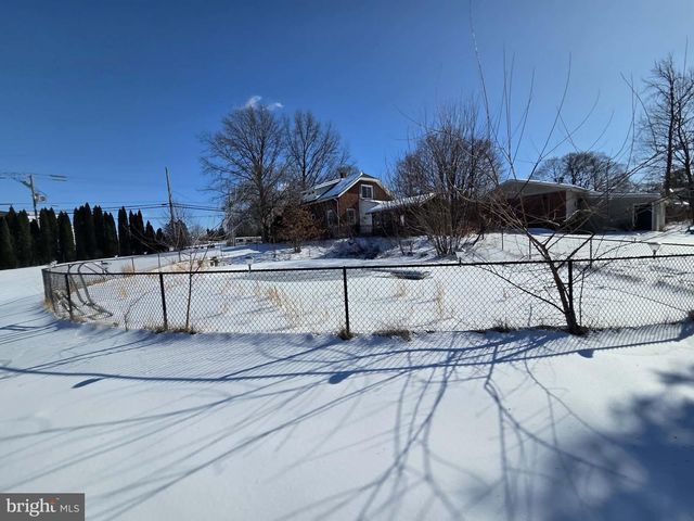 5110 N GEORGE STREET EXT, Manchester, PA 17345