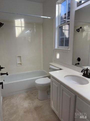 5011 Staghorn Dr, Vallejo, CA 94591