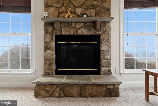 693 SPRUCE HILL WAY, Charles Town, WV 25414