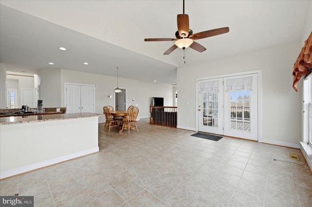 693 SPRUCE HILL WAY, Charles Town, WV 25414