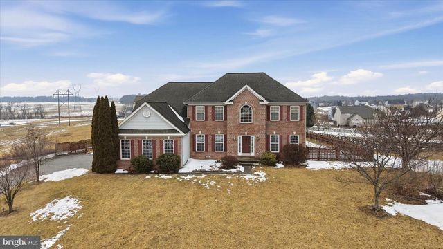 693 SPRUCE HILL WAY, Charles Town, WV 25414