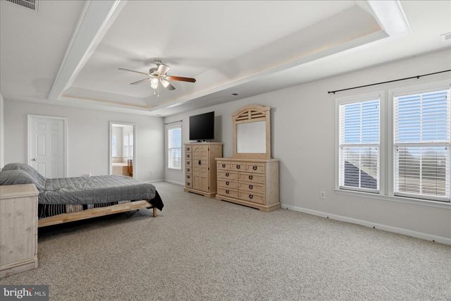 693 SPRUCE HILL WAY, Charles Town, WV 25414