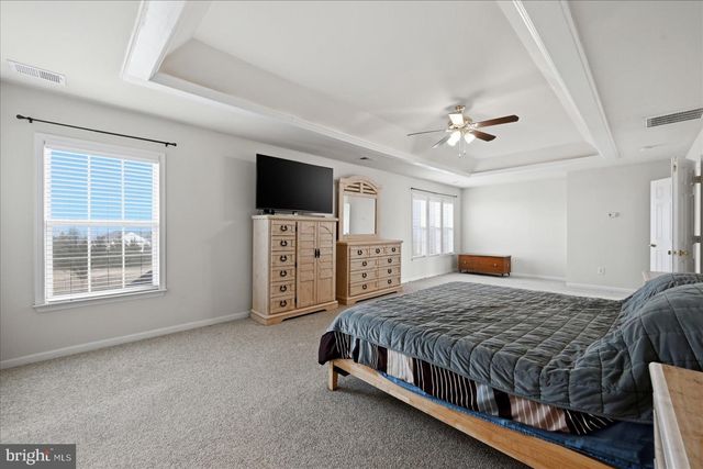 693 SPRUCE HILL WAY, Charles Town, WV 25414