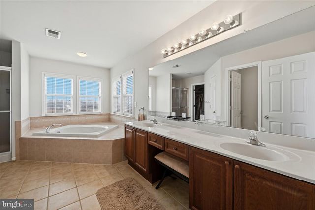 693 SPRUCE HILL WAY, Charles Town, WV 25414