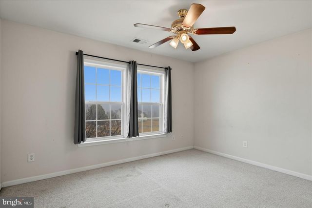 693 SPRUCE HILL WAY, Charles Town, WV 25414