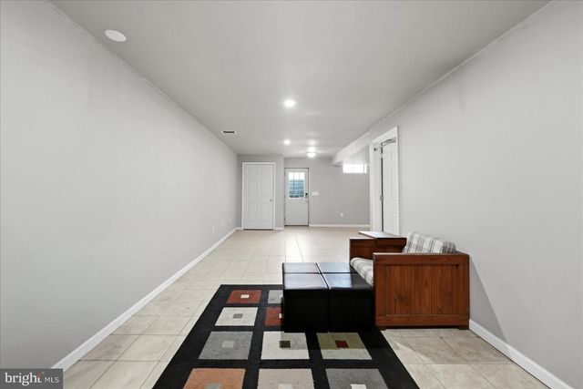 693 SPRUCE HILL WAY, Charles Town, WV 25414