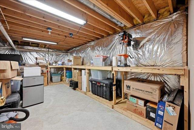 693 SPRUCE HILL WAY, Charles Town, WV 25414