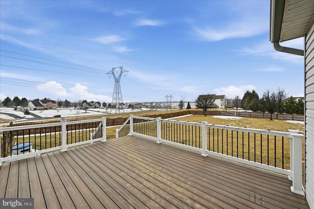 693 SPRUCE HILL WAY, Charles Town, WV 25414