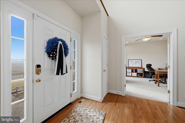 693 SPRUCE HILL WAY, Charles Town, WV 25414