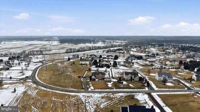 693 SPRUCE HILL WAY, Charles Town, WV 25414