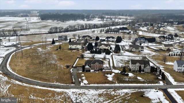 693 SPRUCE HILL WAY, Charles Town, WV 25414