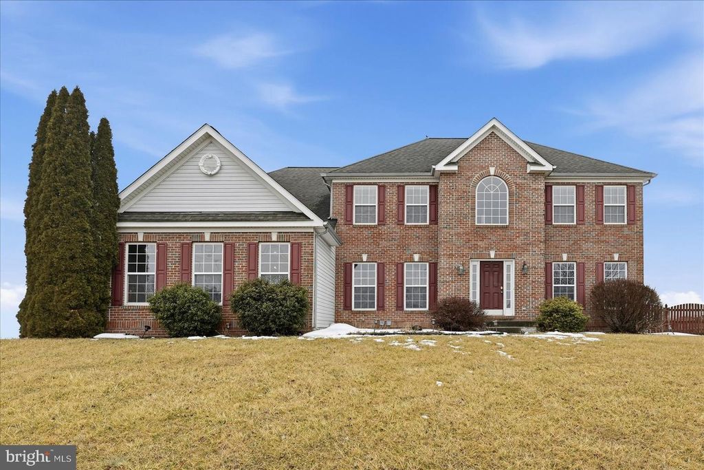 693 SPRUCE HILL WAY, Charles Town, WV 25414